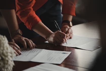 A partir del 1° de julio será obligatorio el uso de E-Verify para las empresas con más de 25 trabajadores en Florida