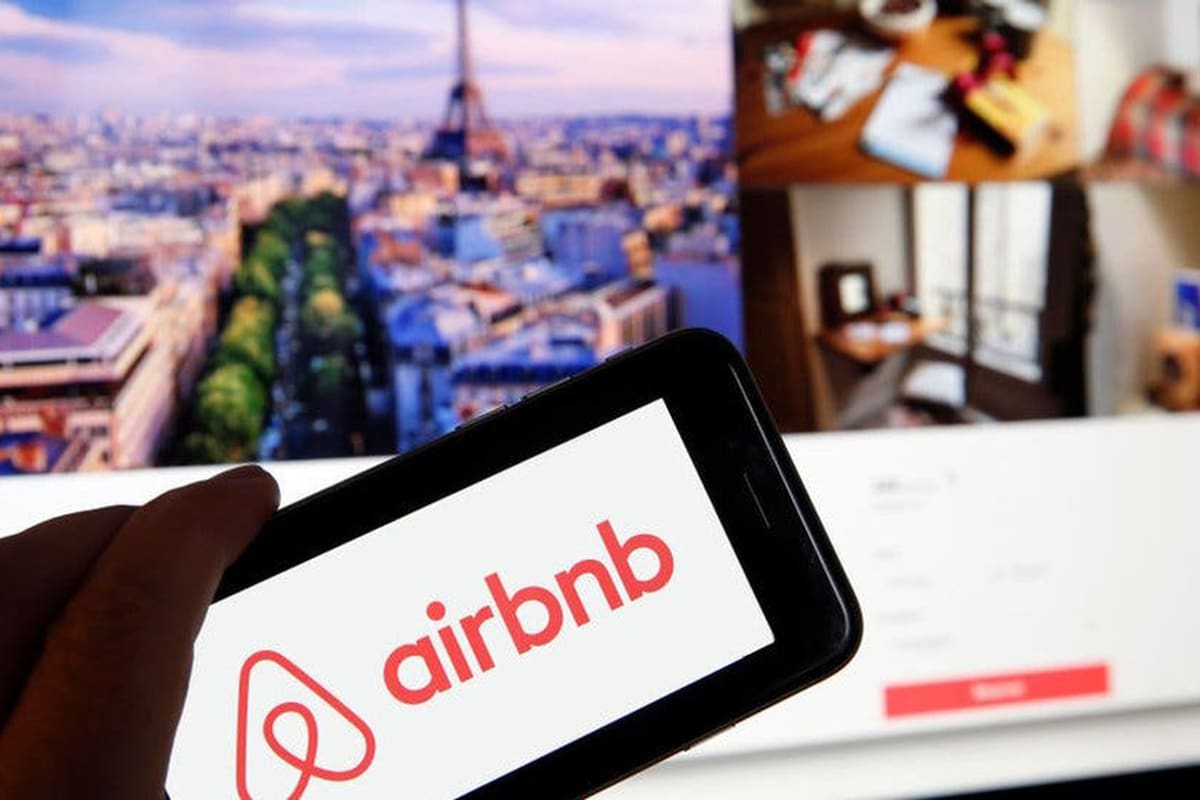 A partir del jueves, los viajeros que no tengan evaluaciones positivas en su perfil de Airbnb no podrán alquilar un lugar por una única noche el 31 de diciembre en Estados Unidos, Francia, Reino Unido, Canadá, México, Australia y España