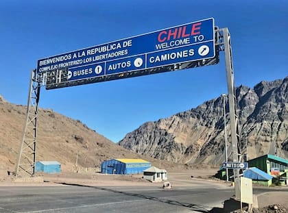 A partir del mes próximo comienza a regir el horario de invierno para cruzar a Chile y ya no se atenderá durante las 24 horas