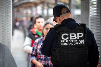 A pesar de contar con un permiso, la admisión final queda sujeta al criterio de los oficiales de la CBP