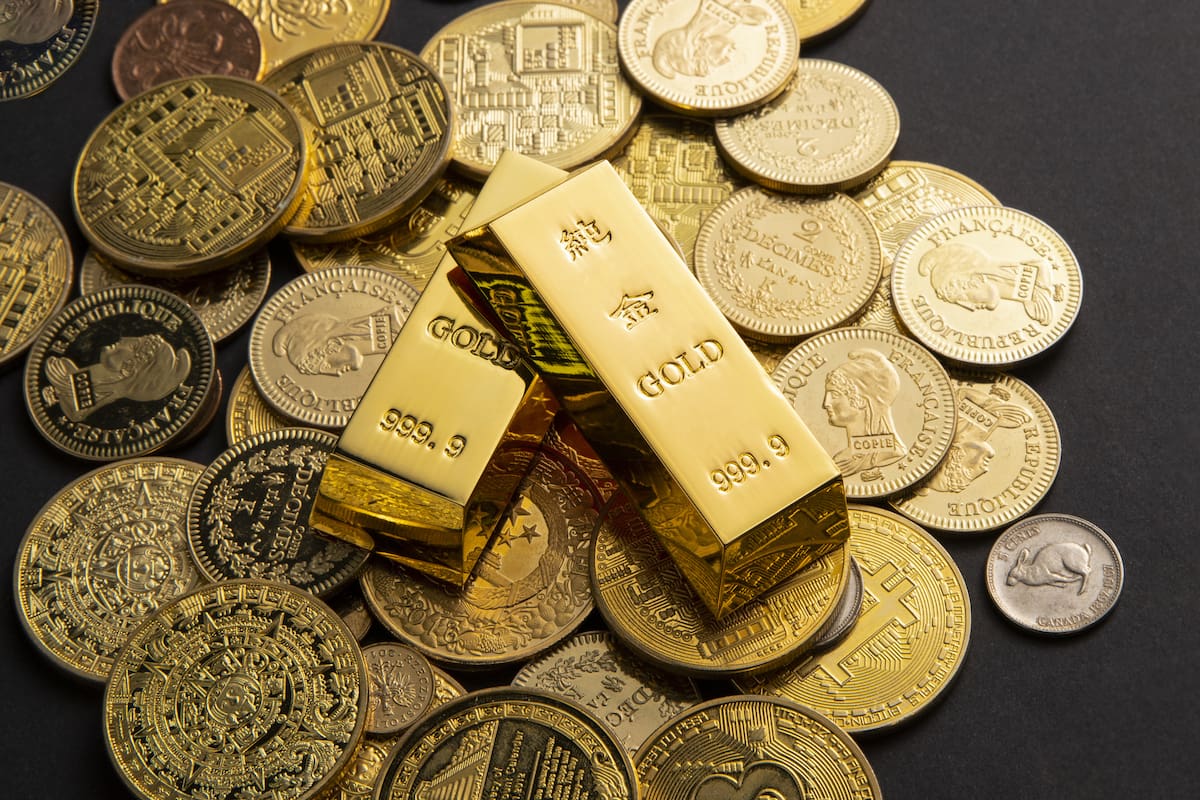 A pesar de haber alcanzado cifras récord este año, el precio del oro recientemente tuvo una ligera caída