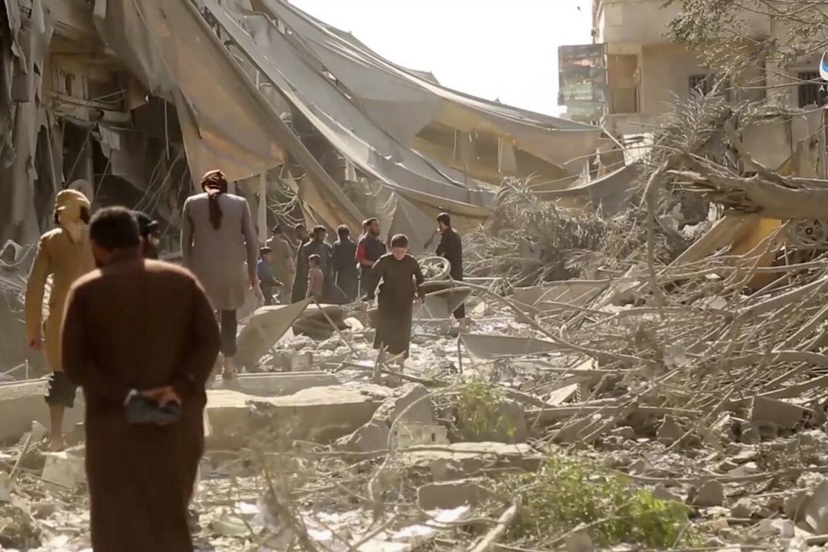 A pesar de la derrota en Irak y Siria, advierten que este podría ser el comienzo de una resurrección del grupo jihadista; crecen los atentados contra civiles