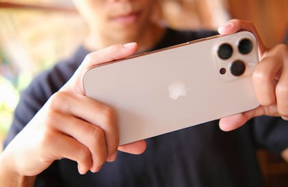 A pesar de la nueva línea de Apple, el iPhone 16 Pro Max sigue mostrándose como uno de los mejores del mercado