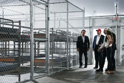 A pesar de la suspensión temporal de las obras que dispuso la justicia, DeSantis confirmó que continúan las operaciones