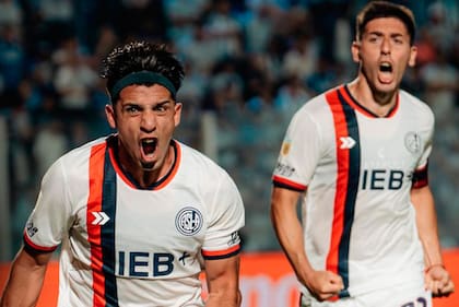 A pesar de no partir como favorito, San Lorenzo tiene que ganarle a Rosario Central para mantenerse arriba