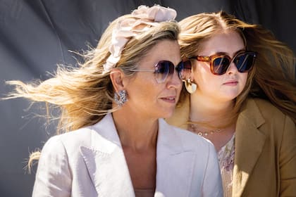 A pesar de que comparten ropa y coinciden en materia de gustos, madre e hija adaptan sus looks a sus edades y personalidades.