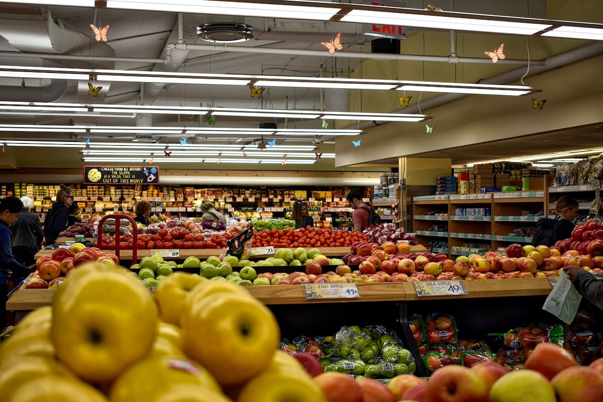 A pesar de que en algunas provincias habría comenzado a aplicarse el beneficio de Precios diferenciados, en Buenos Aires la mayoría de los supermercados no adhirieron, por lo que no podrán encontrarse los descuentos en las grandes cadenas