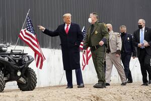 A pesar de que las redadas masivas de Trump no avanzaron, hasta ahora, al ritmo esperado, el Departamento de Seguridad Nacional eliminó restricciones para facilitar operativos del ICE en lugares sensibles