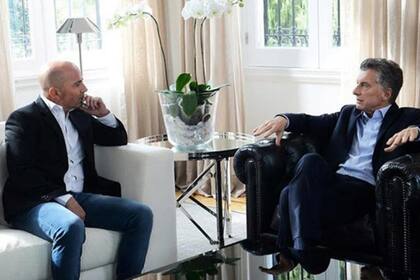 A pesar de su simpatía con el kirchnerismo, Jorge Sampaoli fue recibido por Mauricio Macri en la Quinta de Olivos; el ex presidente lo quería como seleccionador nacional, según Armando Pérez.