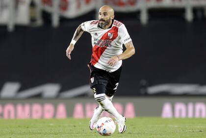 A pesar de sus 39 años y algunas lesiones recientes, Javier Pinola no ve cercano su retiro: quiere seguir en River.