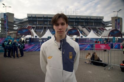 A pesar del agotamiento y estrés, el único patinador de Ucrania inicia su camino olímpico