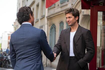 A pesar del malestar que expresó sobre su personaje, Lucas Bravo vuelve en la quinta temporada de Emily en París