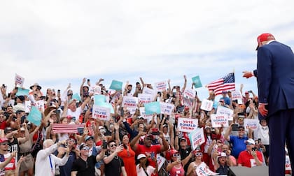 A pesar del veredicto judicial en su contra, los seguidores de Trump le demostraron su apoyo de cara a las elecciones de noviembre