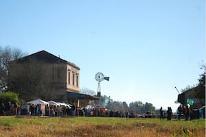 A poco más de 67 kilómetros de la Ciudad de Buenos Aires, en Luján, se encuentra este pintoresco polo gastronómico