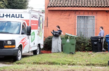 A principios de enero, el actor mudó sus pertenencias tras la amenaza de desalojo
