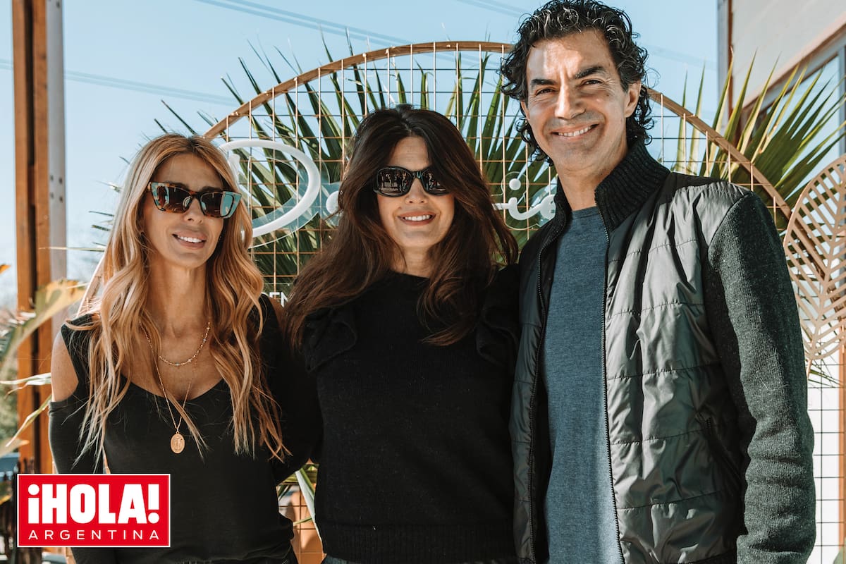 A principios de junio, Isabel Macedo y Juan Manuel Urtubey fueron padres de Julia, su segunda hija (también tienen a Belita, nacida en 2018). En la foto se los ve con MIlagros Brito.