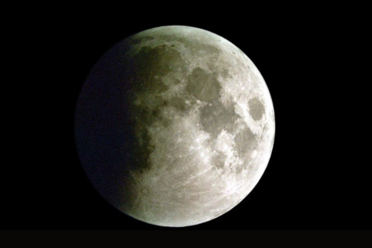 A qué hora empieza el eclipse lunar este 28 de agosto