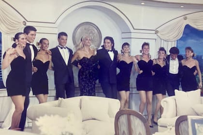 A raíz del programa, los bailarines conformaron el grupo "Los Susanos" y hacian teatro