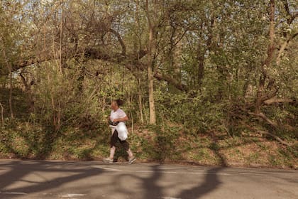 Deportistas y fisioterapeutas recomiendan para después de una carrera hacer estiramientos estáticos