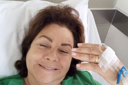 A Simone Barbosa, de 67 años, le extirparon ambos tumores en cirugías separadas y ahora está en remisión