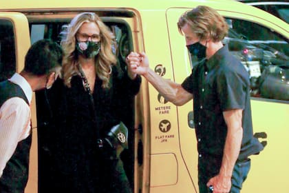 A solas. Julia Roberts y su marido, Danny Moder, compartieron una romántica velada.