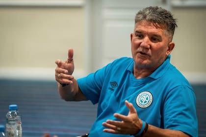 “A Tapia lo voy a acompañar siempre”, avisa Luifa desde la presidencia de Belgrano que asumió en 2021