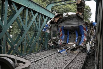 Tras el choque de trenes en Palermo, el Gobierno decretará la emergencia ferroviaria