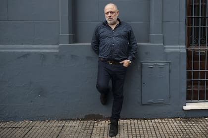 A través de e-mails y audios de teléfono, Pablo Ramos, desde Berlín, y Gabo Ferro, desde Buenos Aires, compusieron un disco que se llamó "El hambre y las ganas de comer"