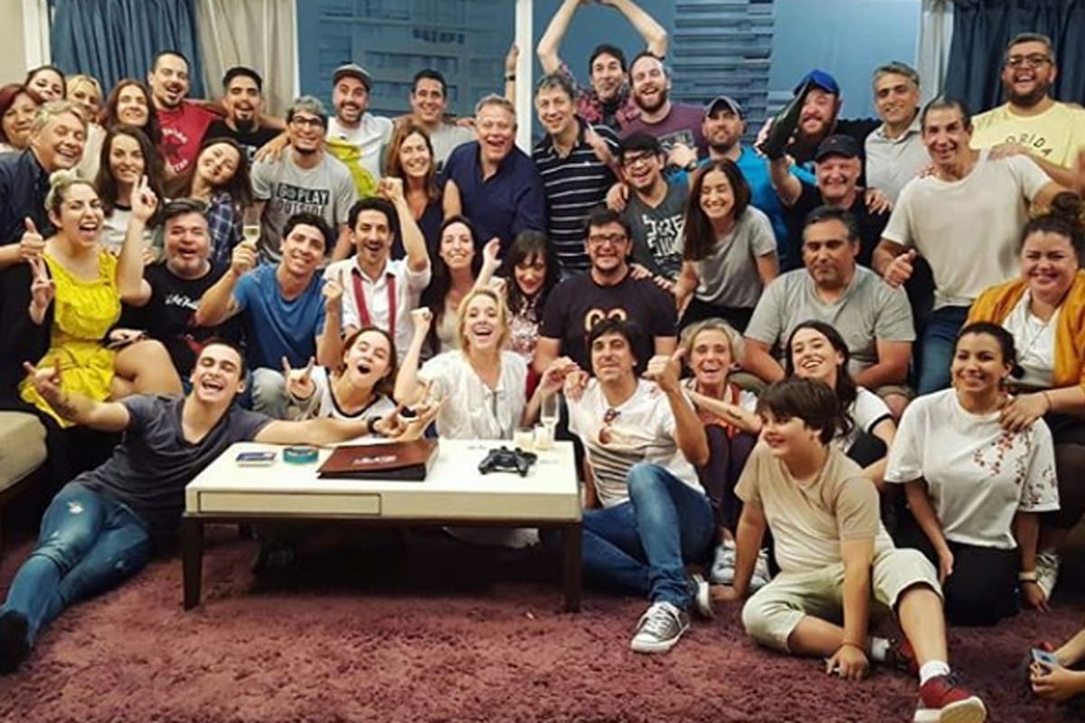 A través de las redes sociales, los protagonistas de la tira éxito de Telefe dejaron fluir sus emociones en su último día de trabajo