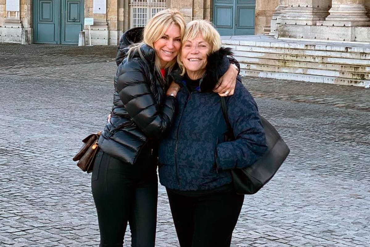 A través de sus historias de Instagram, Yanina Latorre compartió el paso a paso de la segunda dosis de la vacuna contra el coronavirus que se aplicó su madre, Dora Caamaño