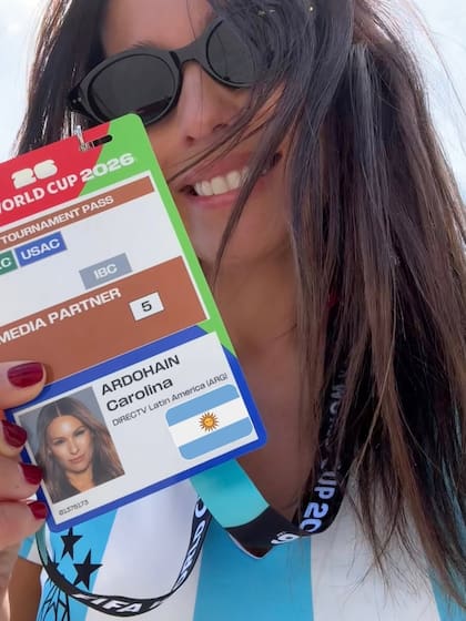 A través de sus redes sociales, Pampita mostró con orgullo que ya tiene su acreditación lista para la cobertura del Mundial 2026, donde decenas de famosos e influencers argentinos están trabajando