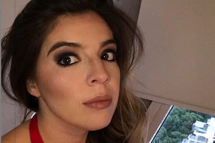 A través de Twitter, la hija de Diego Maradona se refirió, sin mencionarlas, al trabajo de Julieta Cardinali y Laura Esquivel en la serie Sueño bendito