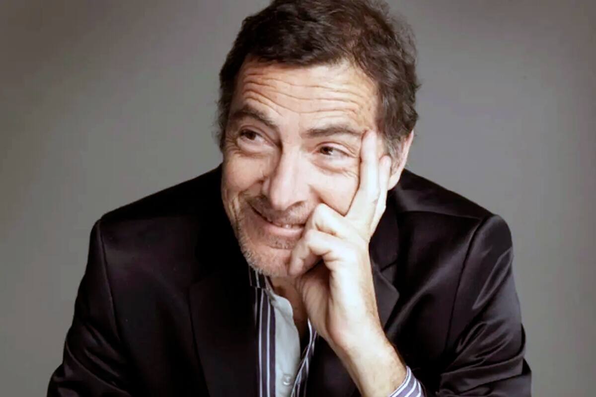 A través de un tuit, el actor le brindó s apoyo a las hijas de Claudia Villafañe y cuestionó la actitud de la expareja del astro del fútbol fallecido