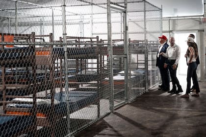 A través de una llamada telefónica desde el centro de detención migratoria de Alligator Alcatraz, el Chulo rechazó tener relación alguna con la banda criminal Latin Kings