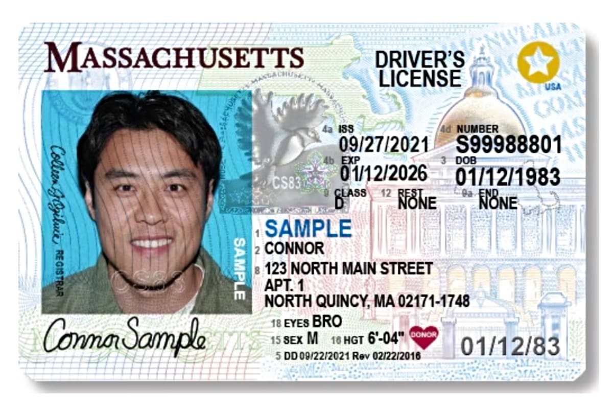 A un año de que se cumpla la fecha límite, las autoridades de Massachusetts invitan a los residentes a renovar sus tarjetas