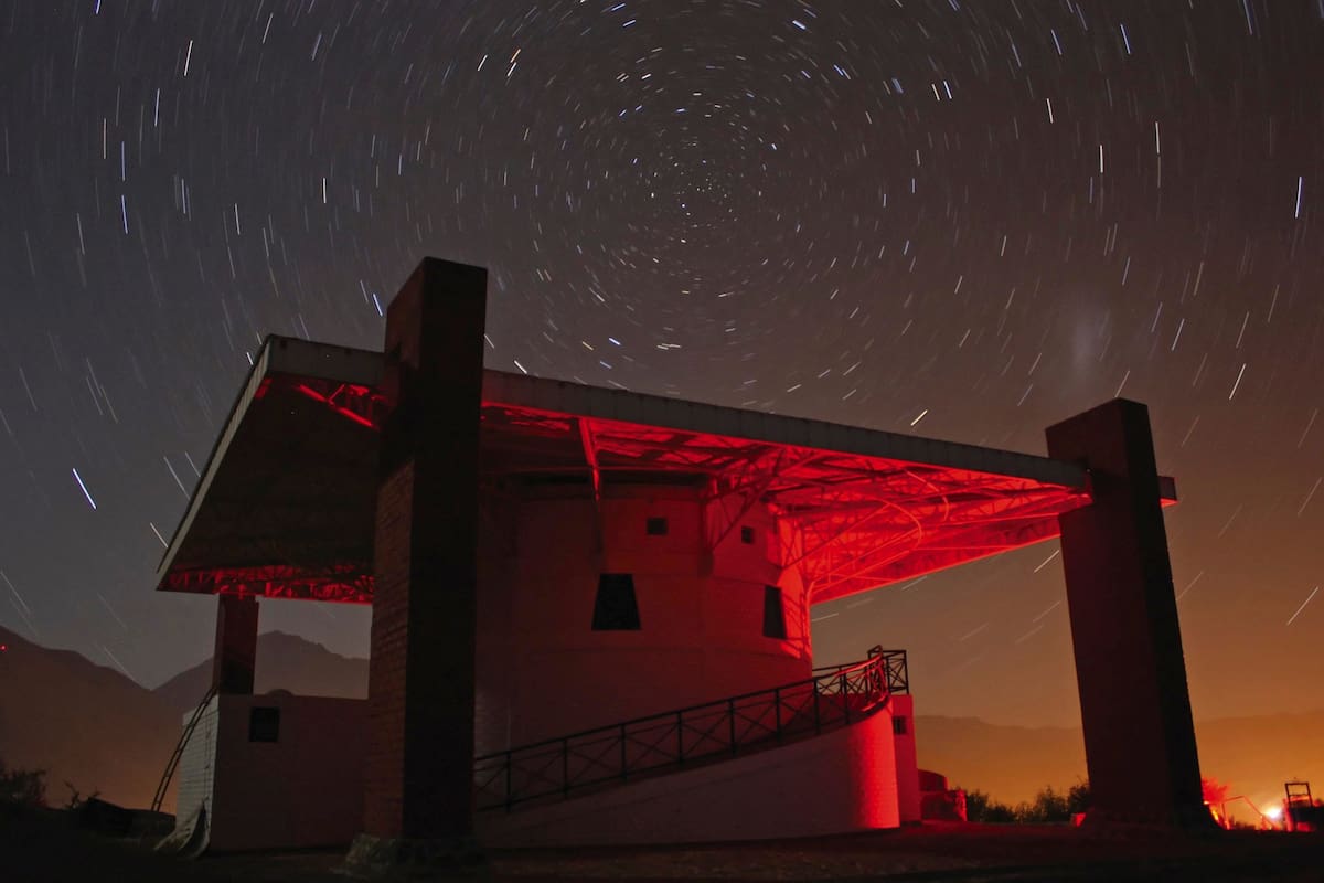 A uno y otro lado de la cordillera de los Andes, los cielos más estrellados