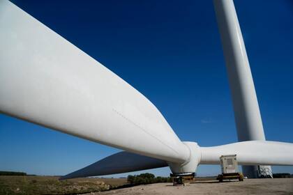 A Uruguay llegaron de pronto tantas turbinas de viento que requirieron medidas para evitar saturar el puerto de Montevideo, dice Méndez.