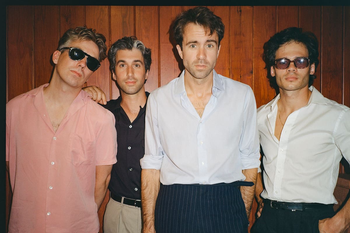 "A veces, cuando tocamos bien, se siente como un ballet", dice Justin Young, líder de The Vaccines