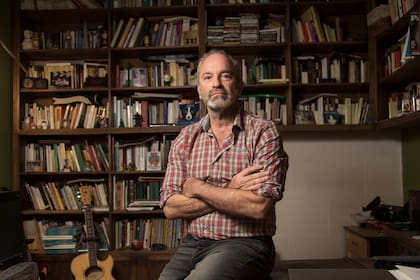 "A veces hay que poder mirar el partido desde la tribuna en lugar de estar jugándolo para decidir cosas", asegura el psiquiatra