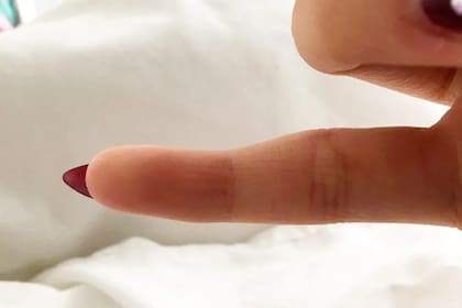 A veces se lo conoce como smartphone pinky. Foto: La Prensa