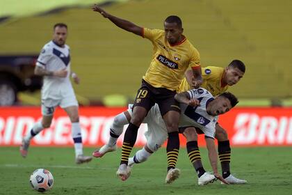 A Vélez se le escapó la chance de clasificarse a los cuartos de final.