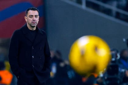 A Xavi Hernández, DT de Barcelona, todavía le queda un año de contrato con el club, que la próxima semana haría oficial su salida