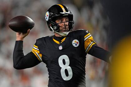 Aaron Rodgers se reencuentra con viejos conocidos cuando Steelers reciban a Packers