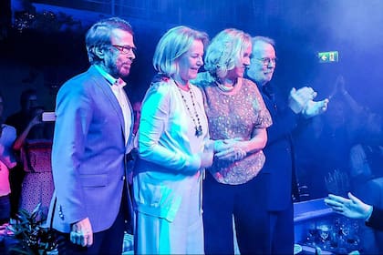 Ante un trágico episodio,  Bjorn Ulvaeus, Agnetha Faltskog, Benny Andersson y Anni-Frid Lyngstad, más conocidos como ABBA, decidieron suspender la promoción de su nuevo álbum