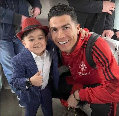 Abdu Rozik y Cristiano Ronaldo
