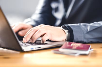 Abdul-Malik Yener habría buscado en internet información sobre explosivos