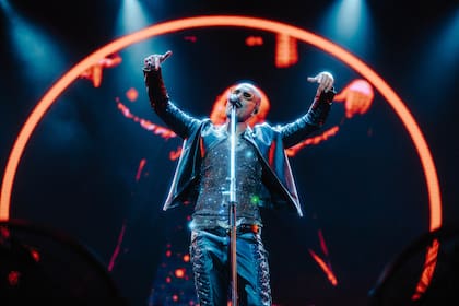 Abel Pintos emocionó al público uruguayo en el segundo día del America Rockstars