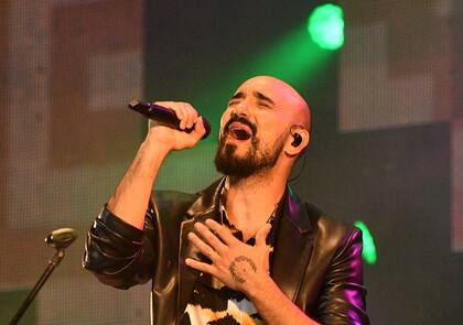 Abel Pintos estrenará su versión del Himno Nacional