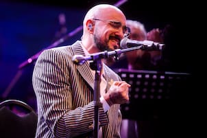 Qué sintió Abel Pintos cuando le propusieron cantar para el Papa y qué está esperando