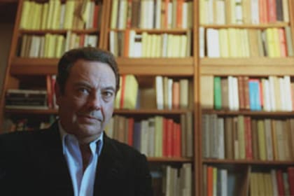 Abel Posse confía en una refundación del país